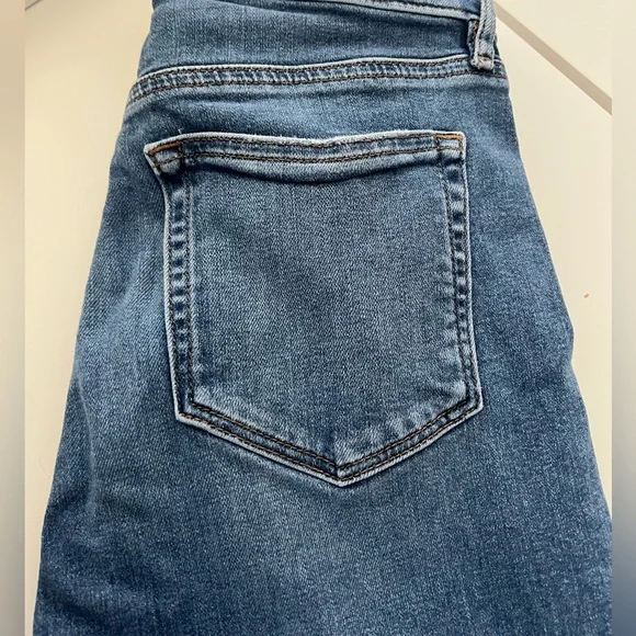 Women's Loft ‘THE SKINNY’ Blue Denim Jeans size 26 size 2 - Picture 3 of 8